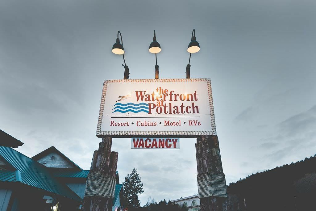 The Waterfront At Potlatch Motell Shelton Exteriör bild